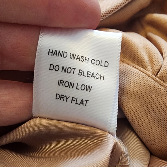 🆕️ Deep-V Tulle Mini Dress - Picture 14 of 15